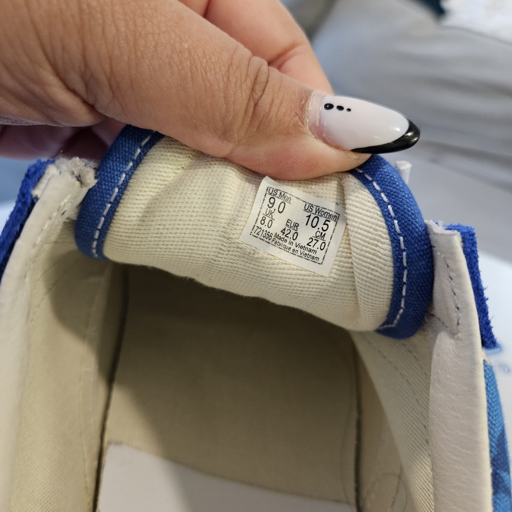 Vans x Undftd Old Skool collaboration. Men's Size 9. - Picture 8 of 8